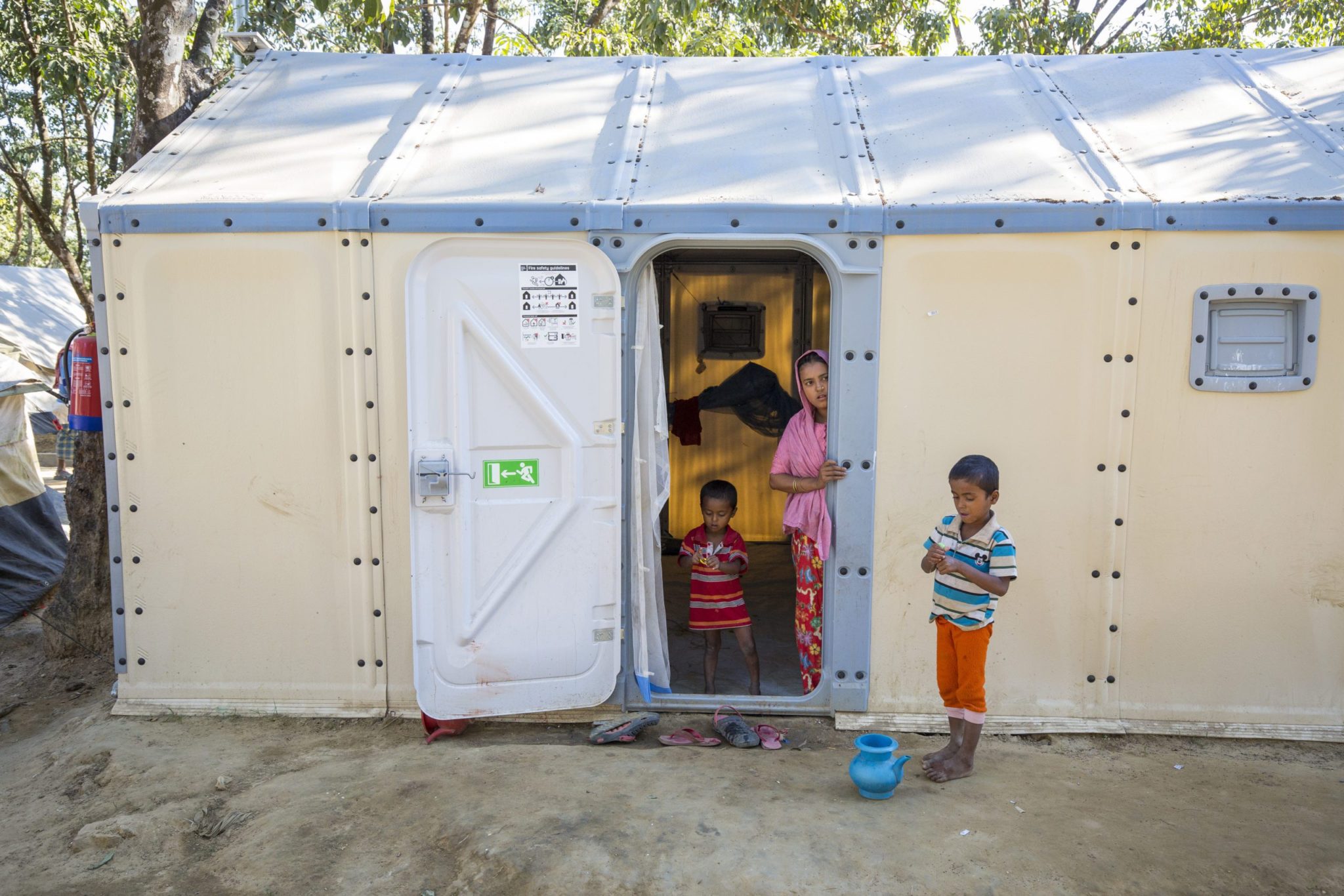 © UNHCR Roger Arnold 3 Scaled Scaled